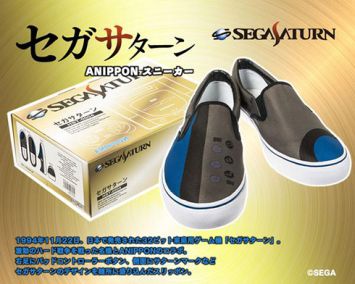 【コラボ】懐かしのセガハード！　「メガドライブ」「セガサターン」「ドリ－ムキャスト」デザインのスニーカー爆誕