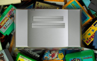 アルミ削り出しのスタイリッシュなファミコン・NES互換機が登場！中身もRGB出力・Hi‐Fi仕様と高級品！！