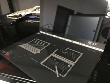 【管理人購入レビュー】変幻自在の変態ガジェット『YOGABOOK』が超面白い！その人気の理由に迫ってみた