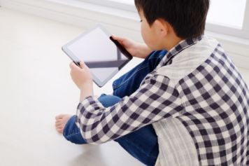 なんで今の子供ってスマホゲばっかなの？