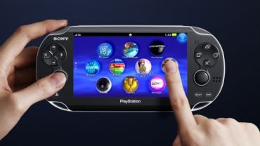 ついに本日発売！PS Vita 箱開け速攻レビュー！