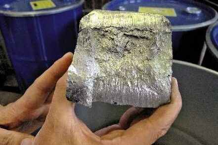 【大悲報】国内レアアース、2ヶ月持たずに枯渇する模様