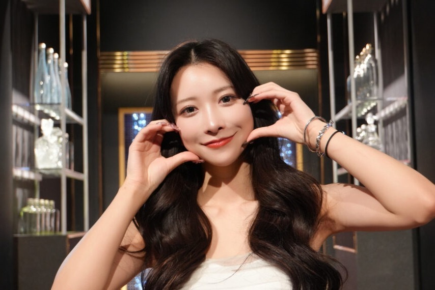 【炎上】人気キャバ嬢さん「私はあなたの年収を1日で稼ぎます」→年収400万円男性への収入マウントで批判殺到…