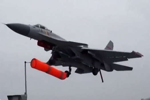 【悲報】中国メディア「レーダー照射、日本側がわざと近づいて煽ったせいだ」