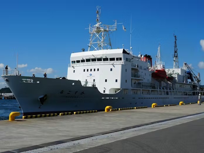 【悲報】愛国レアアース、ホルムズ海峡問題解決まで調査中止へwwwwwww