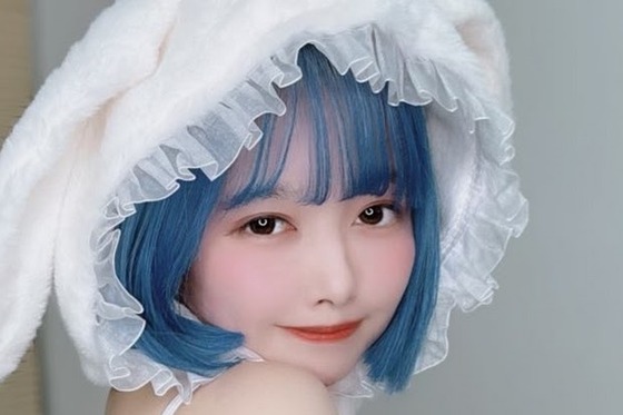 【悲報】グラドルさん、悲しすぎる理由で握手会が急きょ中止…