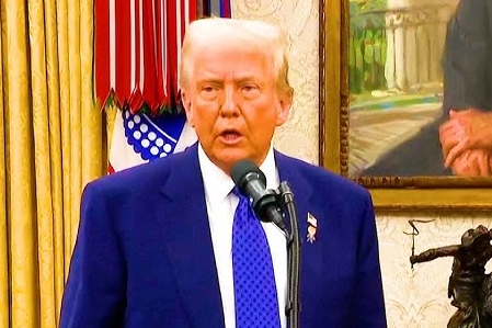 【悲報】トランプ「若くて魅力的な少女を愛している」と書いた手紙が公開される。司法省は偽物と主張