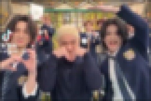 【悲報】松本人志さん、TikTokで大人気アイドルとダンス