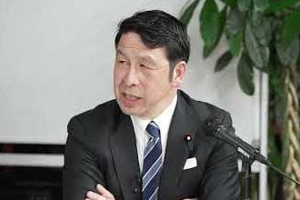 【悲報】立民・米山 「国民感情をコントロールとは、『国民に思いを伝えたい』という意味」←は？？？