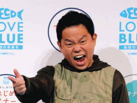 【悲報】ダイアン津田「クソリプしてくる人はおっさっんで政治にお怒りになって、寂しい食事の写真を載せてる」