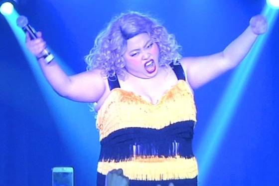 【悲報】女芸人「ブスいじりは辛い！やめて！」男芸人「わかりました！！」