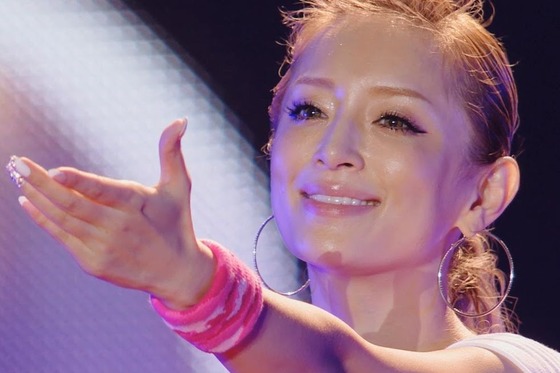 【悲報】浜崎あゆみ、上海公演中止を発表「急遽中止の要請を受け…まだ信じられず、言葉になりません」