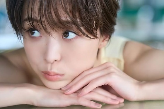 【女帝】渡邊渚（28）、グラビアアイドルを薙ぎ倒し頂点に立つ。2025年グラビアアワード最優秀作品賞を受賞