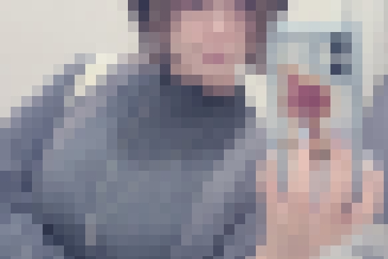 【画像】自撮り女子が自然に強調する謎ポーズｗｗｗｗｗｗｗｗｗｗｗ