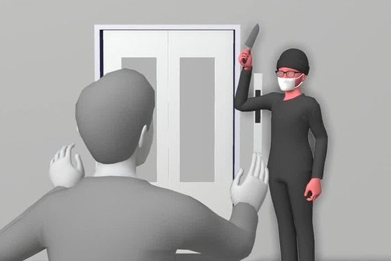 【HKT劇場スタッフ刺傷事件】被害者女性「◯◯がなければ即死だった」