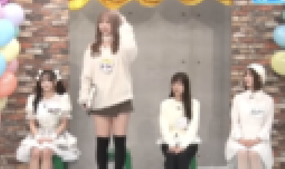 【画像】デカ女さん、一般人と並ぶと圧倒的すぎる