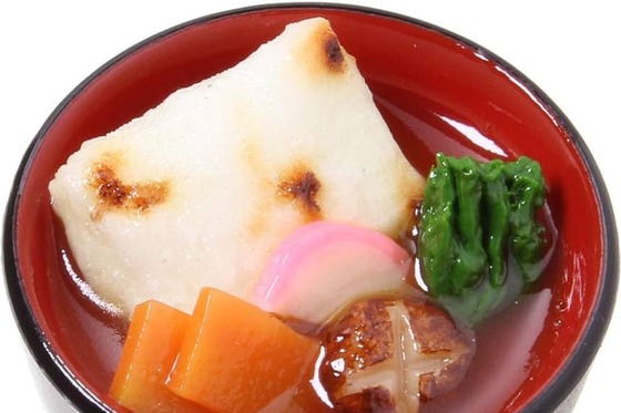 【悲報】老人の喉を通り過ぎた餅、今度は胃の中で硬くなり胃に穴を開け殺しにかかる