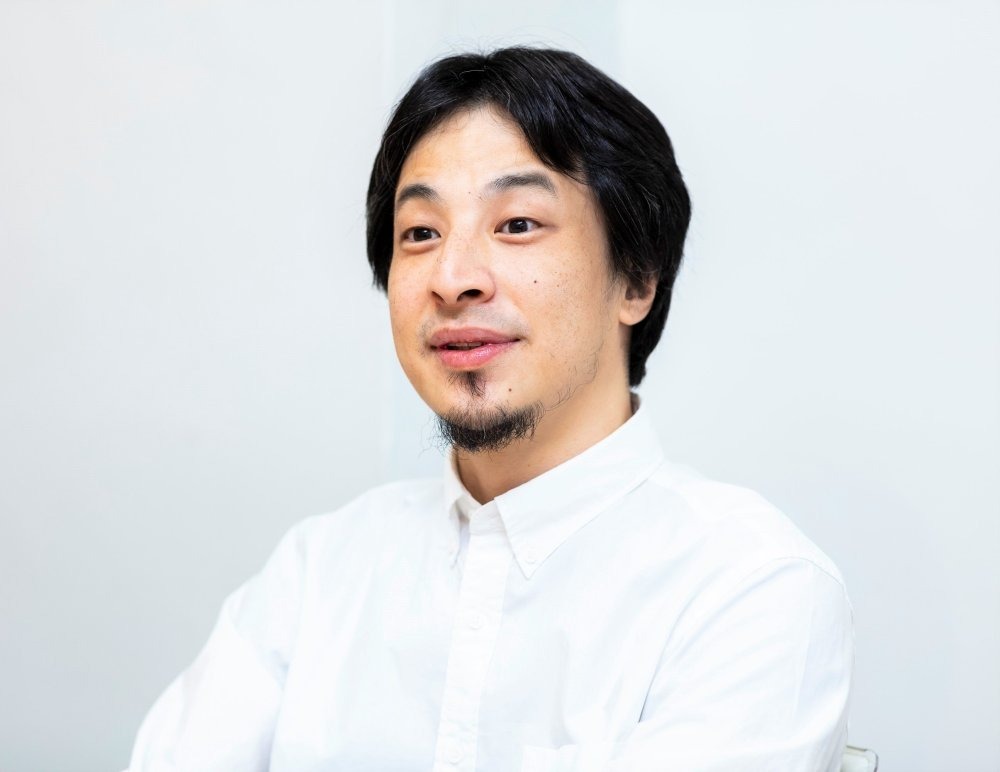 ひろゆき「首を絞められ…金を取られたのを知ってて放置した担任と校長は、何故クビにならないの？」