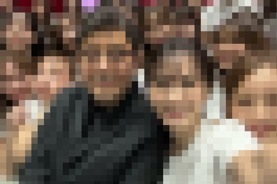 【悲報】秋元康さん（67）、変わり果てた姿で発見される