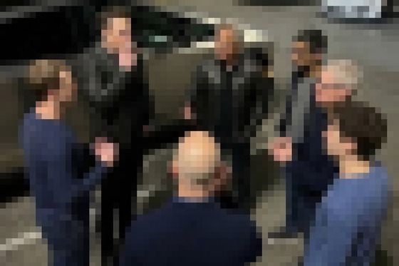 【画像】イーロン「ちょっとトランプと話す前にタバコ吸っていかね？」　とんでもないメンツと話題にｗｗｗｗｗｗ