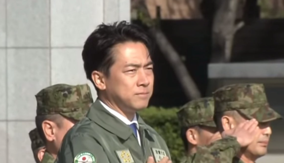 【画像】小泉防衛大臣、非常に良いと話題に