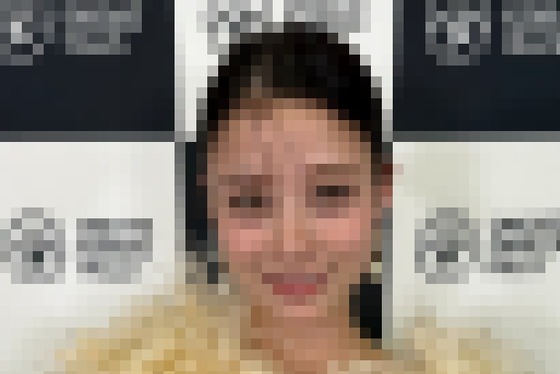 【悲報】橋本環奈さん、トンカツのキャベツみたいになってしまう????????