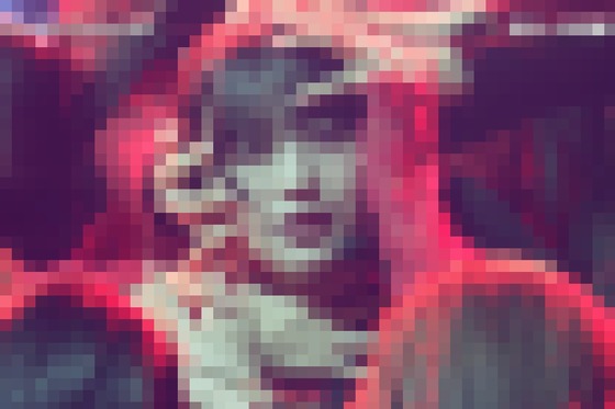 【画像】櫻坂メンバーさん、曲披露中に首を絞められる