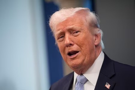 【悲報】トランプ、イランに通行料を支払った民間船舶を拿捕すると発表wwwwww