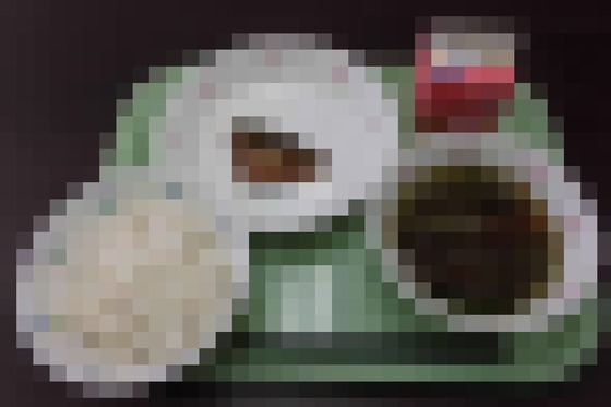 【画像】「誰から見てもこの給食はひどい」保護者絶句…小学生の娘が下校後毎日「お腹すいた」