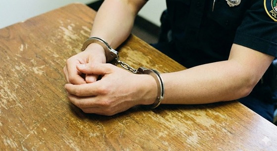 【悲報】土方(19)、とんでもない犯罪を生み出してしまう