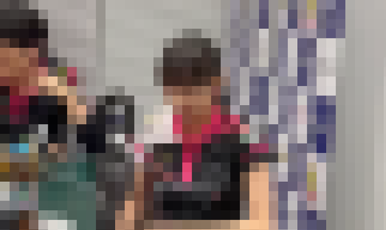 【動画】岡田紗佳ちゃん　とんでもないミニスカ足を晒す【Pickup】