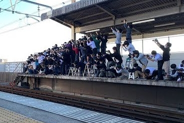 【悲報】撮り鉄の奇行、ヤバすぎる…