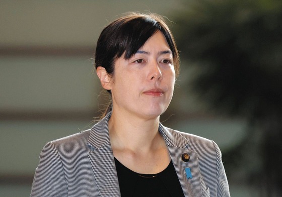 小野田大臣「やっぱり日本には外国人労働者必要でした????」