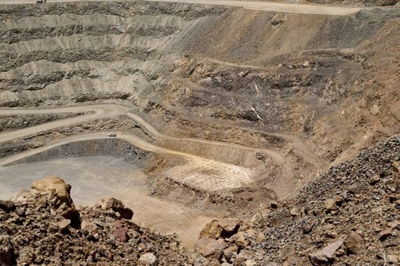 【朗報】中国商務省「レアアース規制は民生用ならやらない」