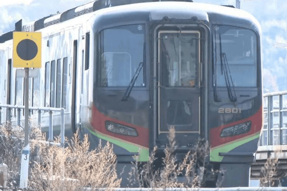 【速報】特急「南風」車内で、サバイバルナイフで車掌を切りつける