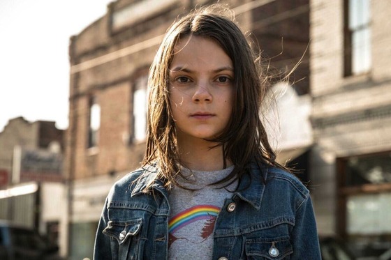 【画像】映画ウルヴァリンの子役の女の子、21歳にして凄い仕上がりになる