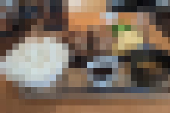 彡(^)(^)「1kgハンバーグを15分以内に完食でタダ？余裕やん♪」→結果wwwwwwwwww