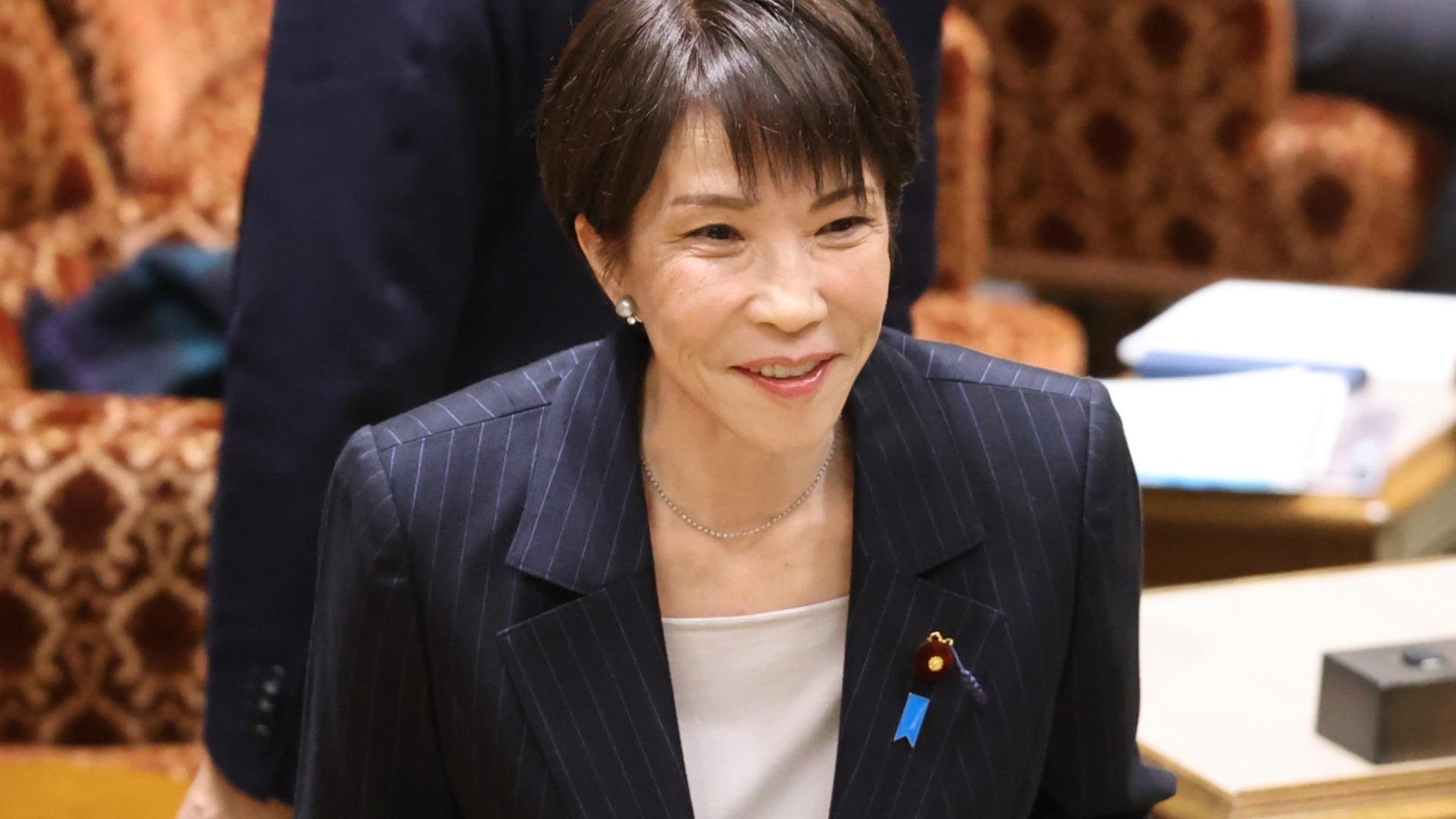 高市早苗さん「ストレスで吸う本数が増えた。やめられへん」