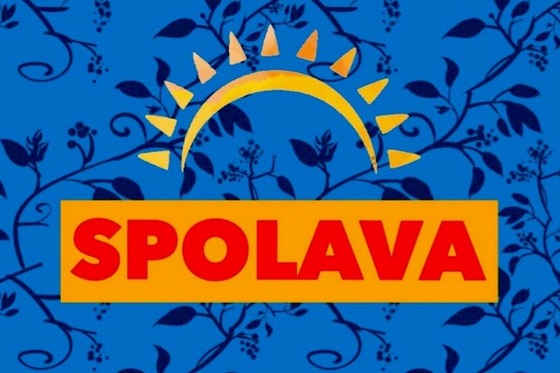 【闇深】女児の「股割り」動画を公開する体操教室に批判殺到　→　250本が非公開に