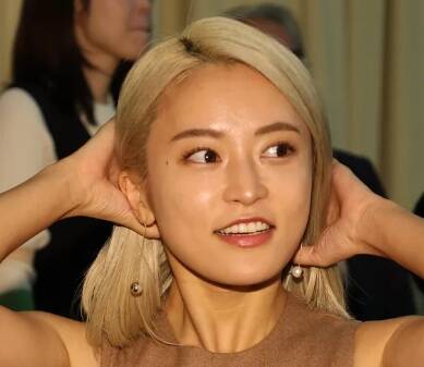 【悲報】小島瑠璃子（32）「もうイジリや悪口で笑いとる番組には出ない。ハッピーな仕事だけ選んでやっていく」