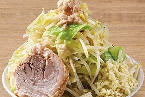 【悲報】ラーメン二郎、20分以上かけてゆっくり食べる客にお気持ち表明ｗｗｗｗｗ