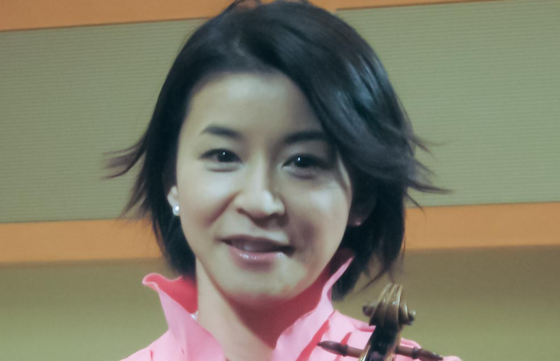 【画像】高嶋ちさ子さん、私服姿がとんでもない上玉と話題に