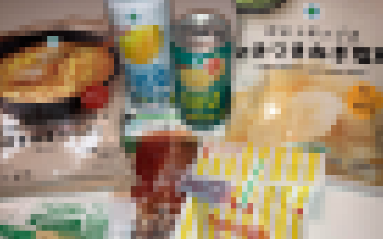 【画像】ファミマ「うちで買える最強のせんべろセットや！」