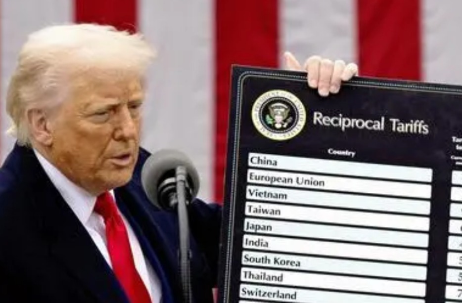 【悲報】トランプ「世界中に関税かけたのに何故か米国史最大の貿易赤字、どうして????」