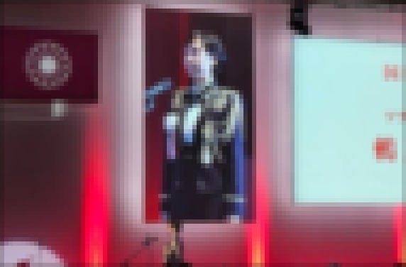 【悲報】自民党、現役自衛隊音楽隊所属の歌手を党大会に呼び制服姿で国歌を歌わせてしまう