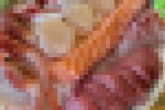 【画像】北海道の居酒屋で出てくる刺身の盛り合わせ、レベチwwwwwwwwwwww