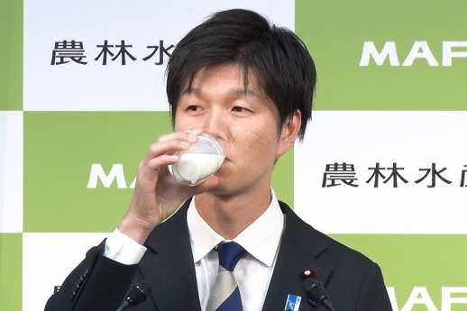 鈴木農相「お米暴落するなら生産量減らす」