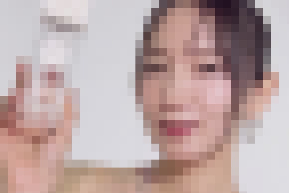 【朗報画像】吉岡里帆さん(32)、うっかり目立ちすぎるドレスを着てしまうｗｗｗｗ