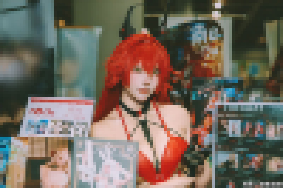 【議論】コミケの「コスプレ写真集2000円」は高い？→レイヤーたちが明かした“ほぼ利益なし”の懐事情がこちら…