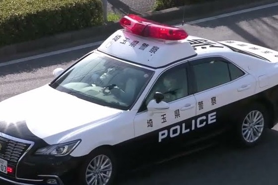 【速報】老人ホームで女性2人死亡　逃走した20代元職員の男を確保